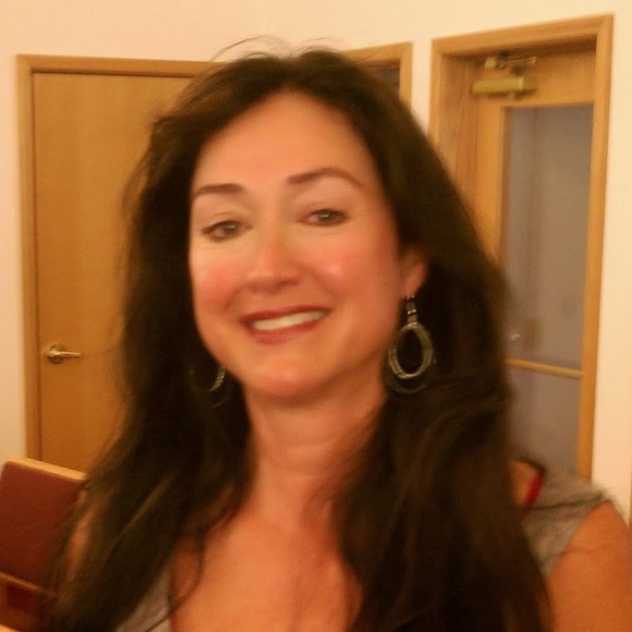 Meet your Posher, Robin - Picture 1 of 1